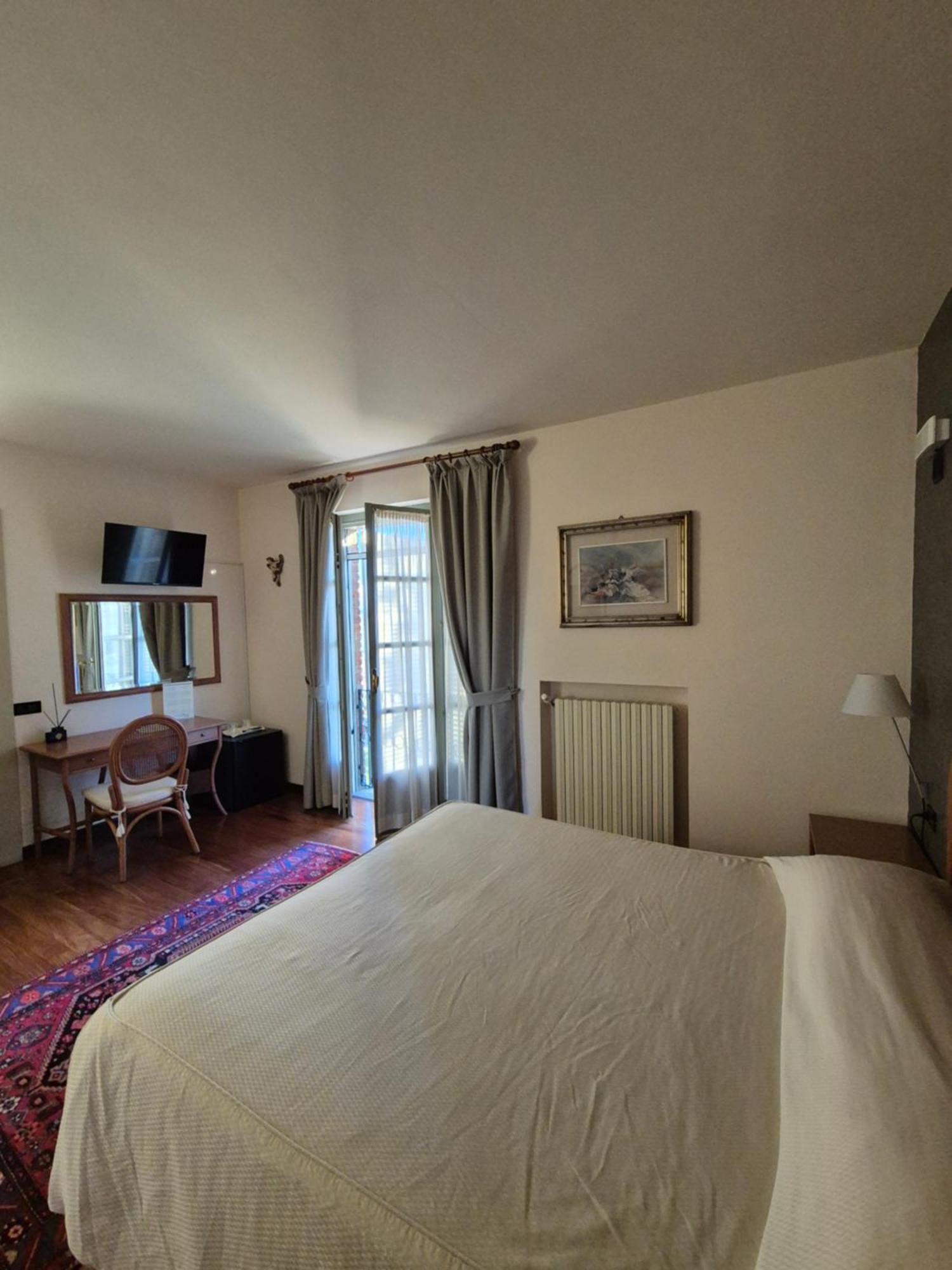 Locanda Del Boscogrande Montegrosso d'Asti Екстер'єр фото